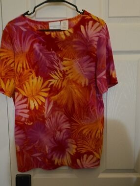 Worthington Pink & Orange Floral Shell Top